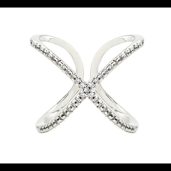 Ashylnn Avenue Ring